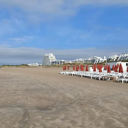 Vue 50 M Du Couchant 1er Ligne Piscine Parking